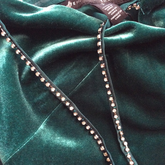 NWT WHBM One-Shoulder Velvet Jumpsuit - Picture 6 of 13